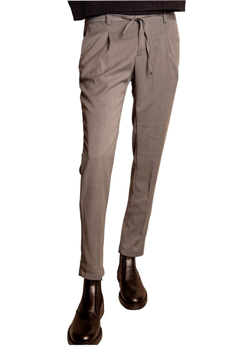 Pantalone con coulisse e pinces