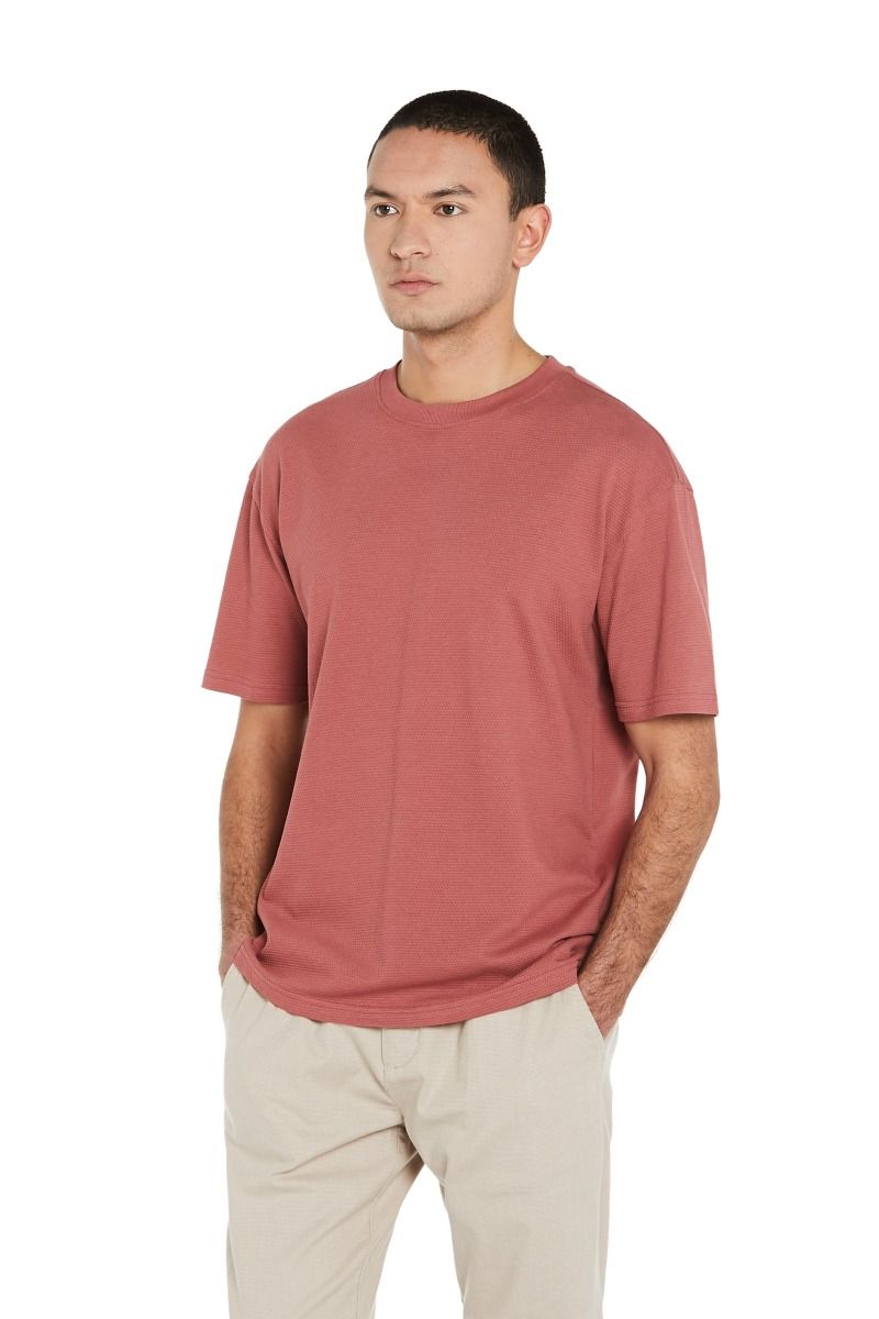 T-Shirt Bubble con Trama 3D e Collo